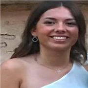 Estudiante de Turismo ofrece clases de inglés hasta nivel B2. Tengo tres títulos de la escuela de Cambridge (B1, B2, y C1). 3 años de experiencia